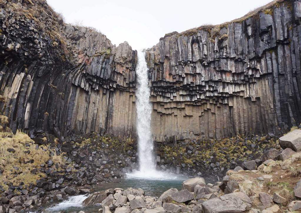 svartifoss waterfall iceland
